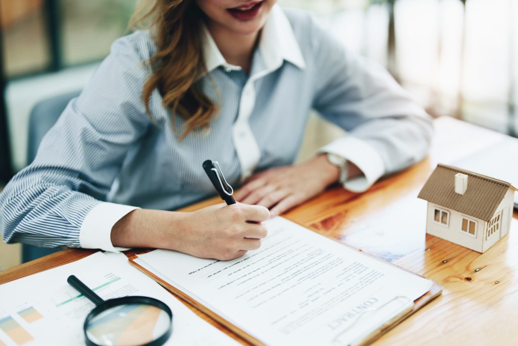 11 HighestPaying Paralegal Jobs