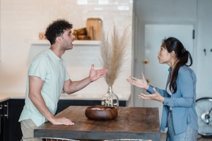 Legal Red Flags to Watch for in a Domestic Relationship